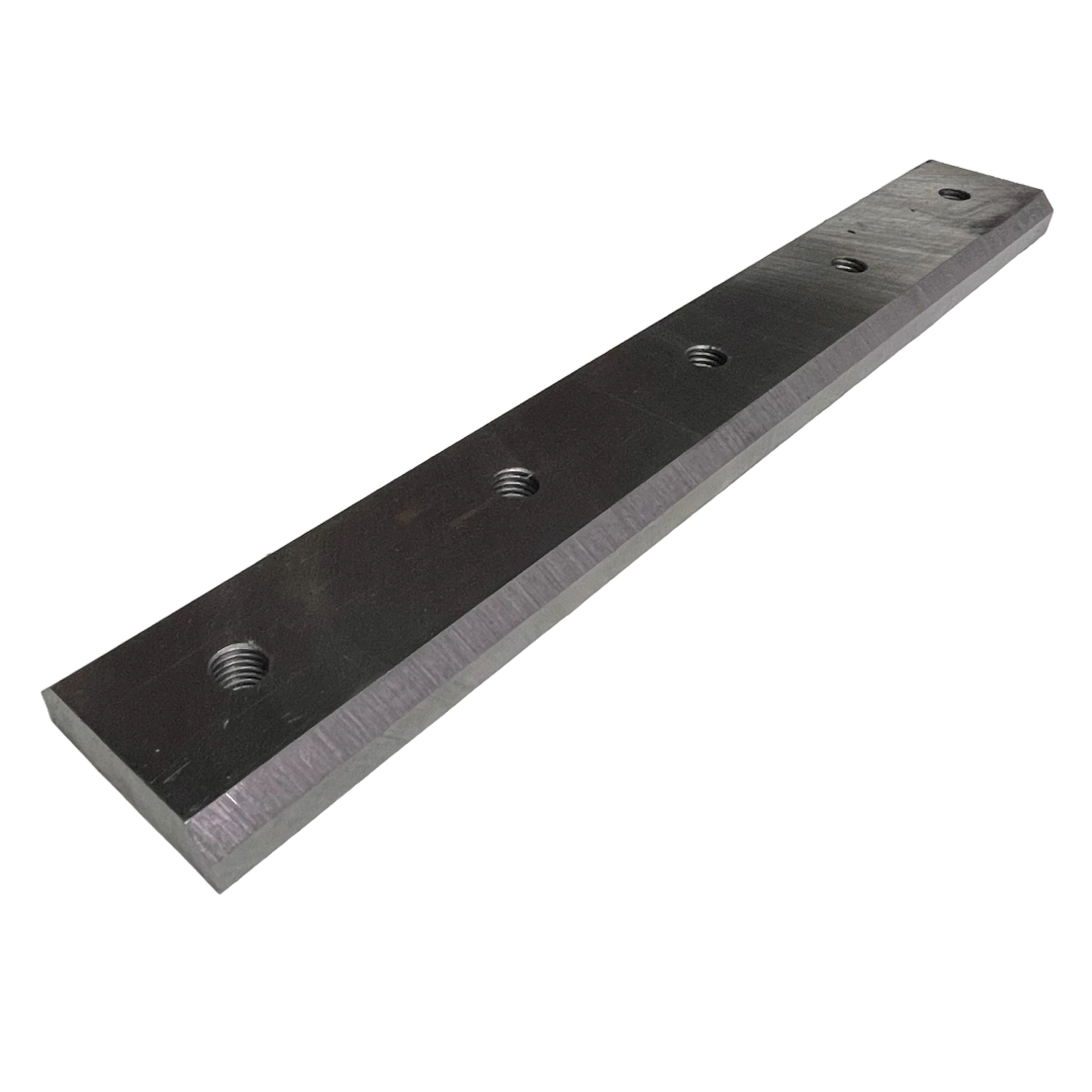 Order a A genuine replacement counterblade for the Titan Pro Beaver chipper. Available both with and without the necessary bolts, should you need to replace these too.
